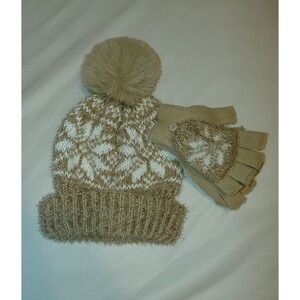 Super Cute Tan Beanie &‎ Gloves